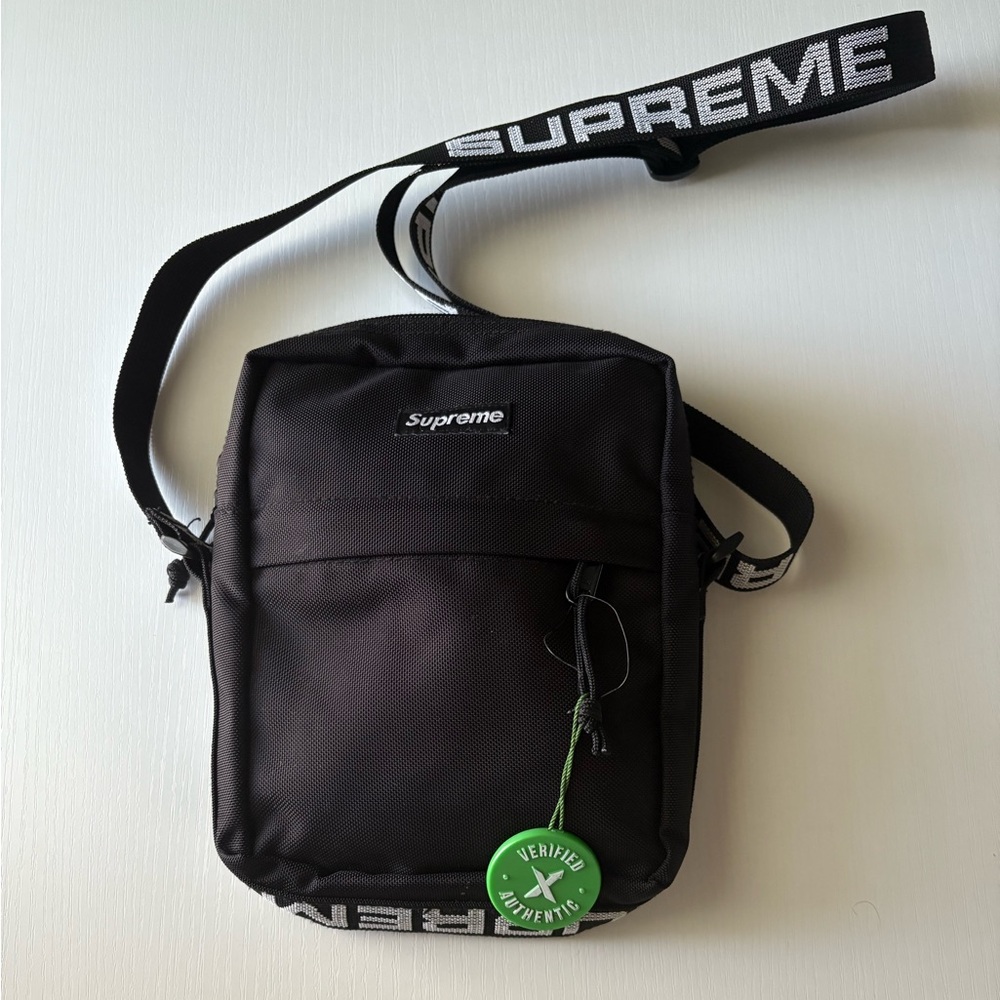 Authentic Supreme Black Messenger Bag
